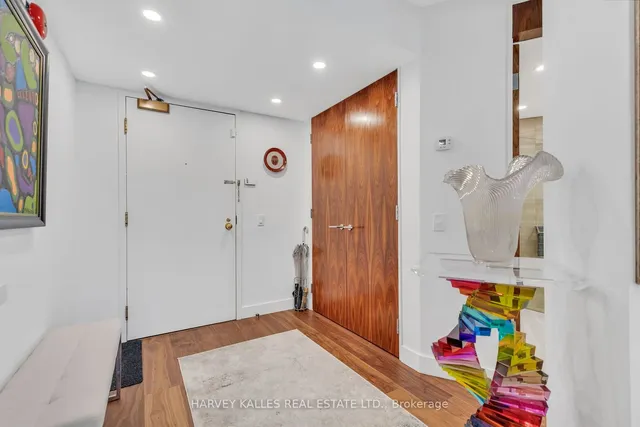 Additional image 7 of 1331 Bay St Unit 402