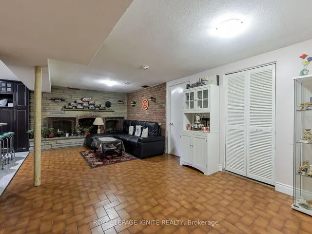 Additional image 28 of 7660 Darcel Ave