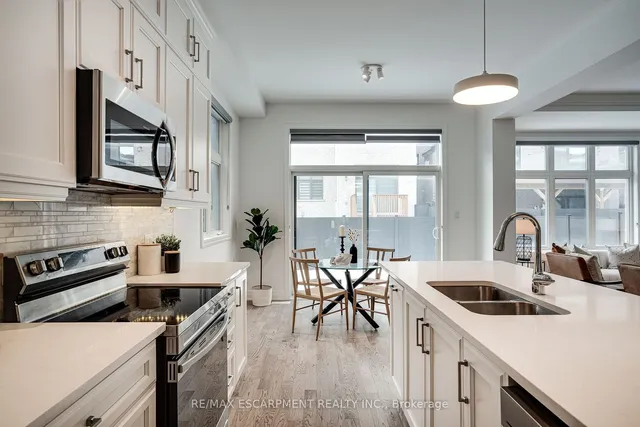 Additional image 35 of 1466 EVEREST Cres