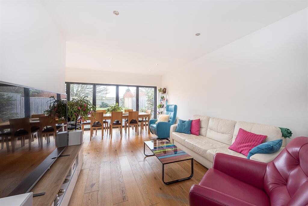 Additional image 8 of Longacres, St Albans