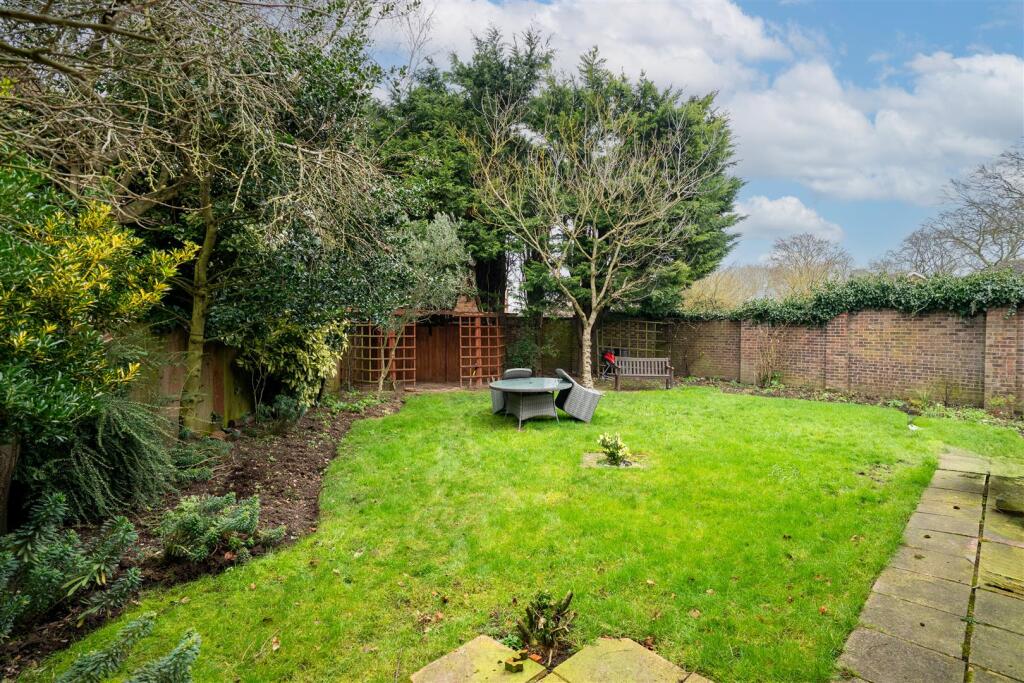 Additional image 30 of Ditton Close, Newmarket, CB8