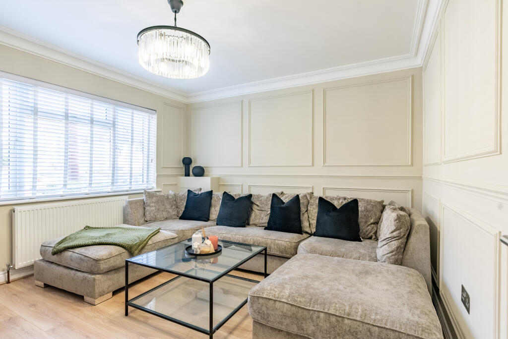 Additional image 2 of Peters Avenue, London Colney, St. Albans, Hertfordshire, AL2