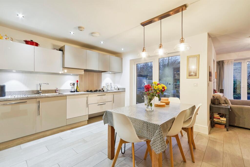 Additional image 5 of Harewood Drive, Apperley Bridge, Bradford