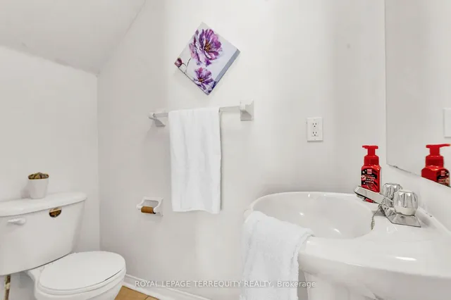 Additional image 28 of 76 Touchstone Dr