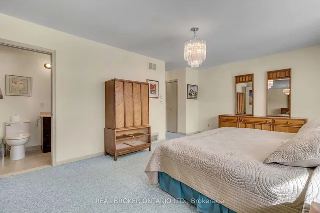 Additional image 3 of 24 Winsland Dr