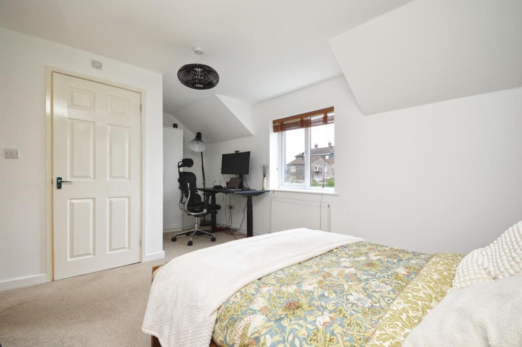 Additional image 19 of Hillview Close, Kingswood