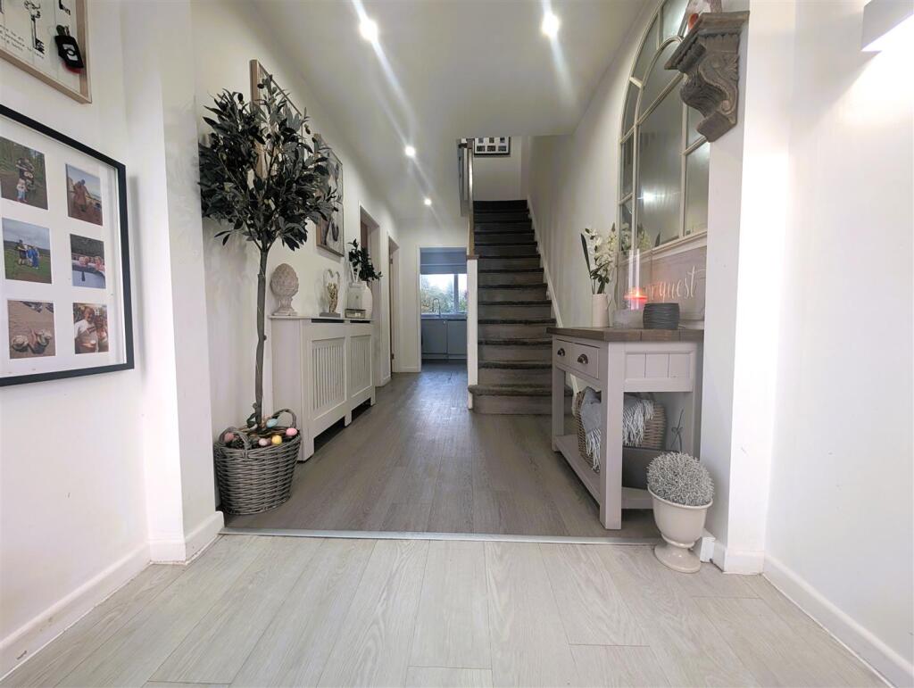 Additional image 2 of Woodman Close, Halesowen