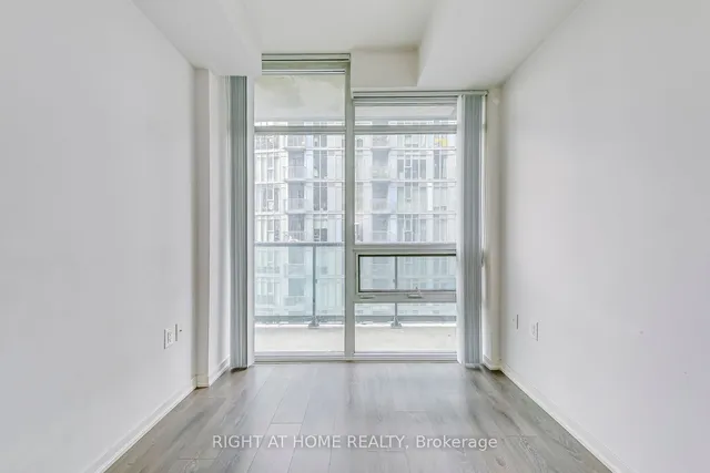 Additional image 16 of 36 Lisgar St Unit 1515