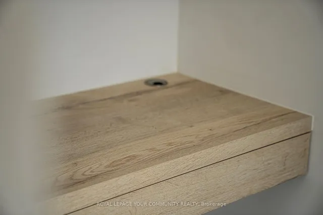 Additional image 28 of 2020 Bathurst St Unit Ph06