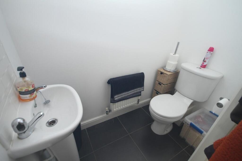 Additional image 11 of Far Highfield Close, Idle, Bradford