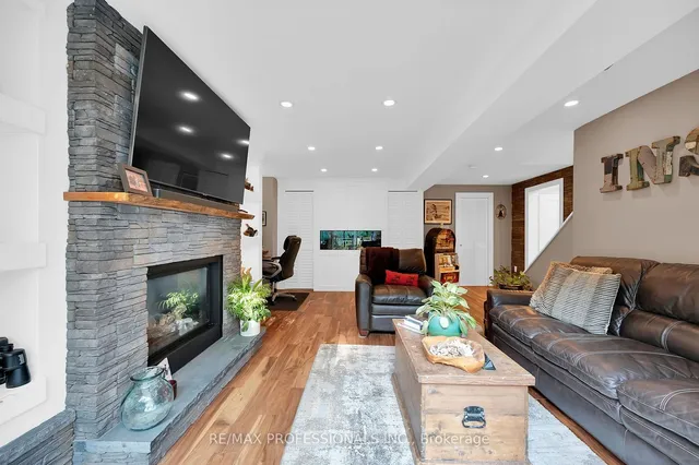 Additional image 21 of 80 Townsend Ave