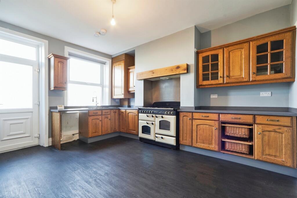 Additional image 18 of Broomhill Avenue, Keighley