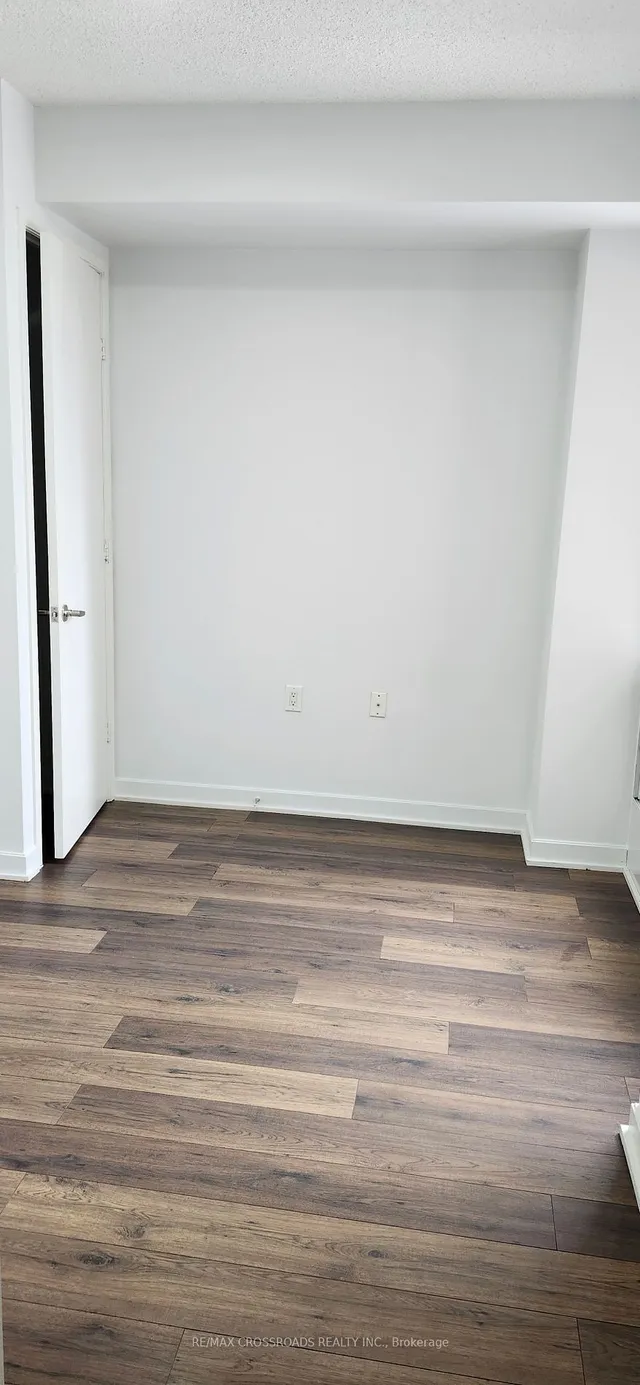 Additional image 12 of 85 Bloor St Unit 1406