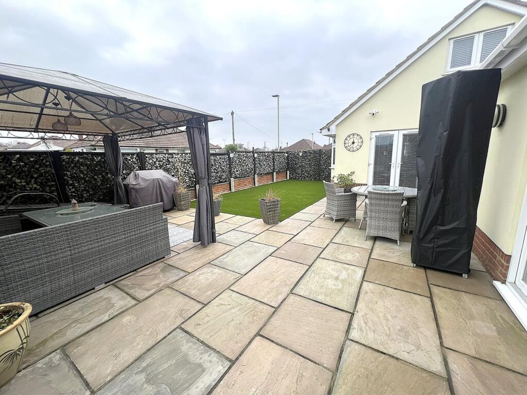 Additional image 36 of Pergin Crescent, Poole, BH17