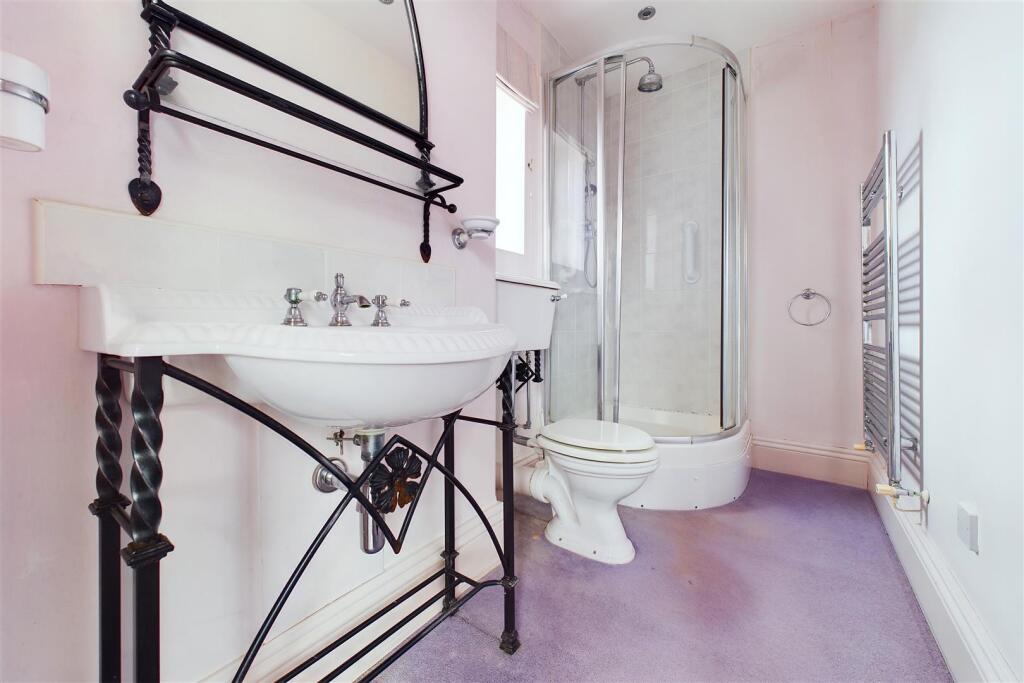 Additional image 32 of DETACHED | UPDATING | BADGWORTH