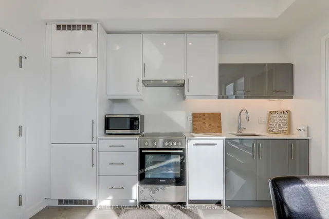 Additional image 14 of 181 Huron St Unit LPH03