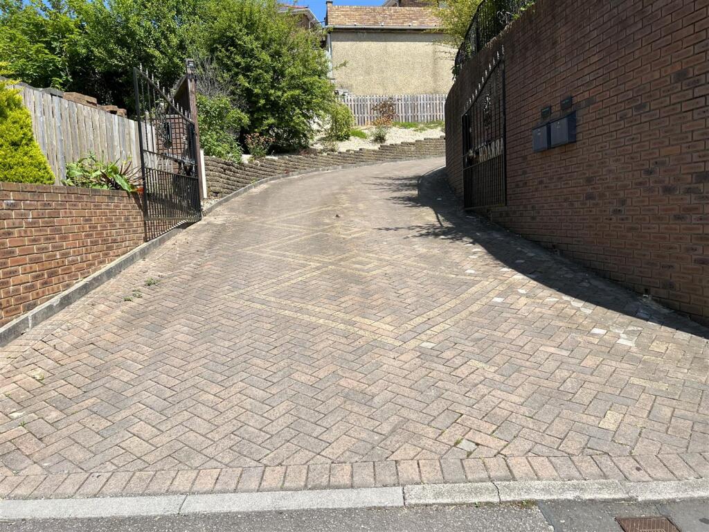 Additional image 16 of Well Place, Aberdare
