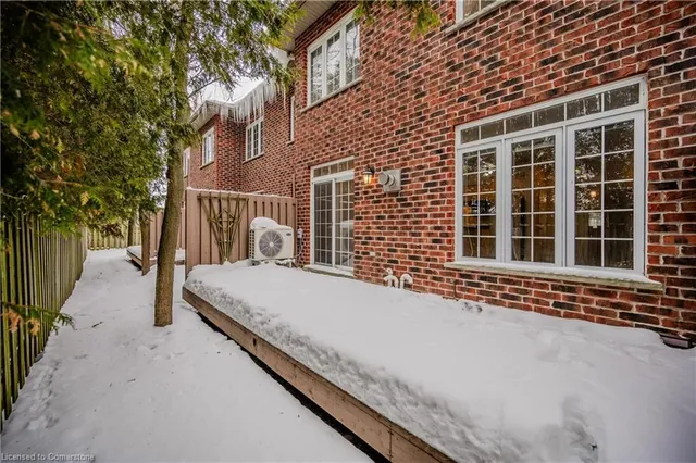Additional image 42 of 76 Woolwich St Unit 7