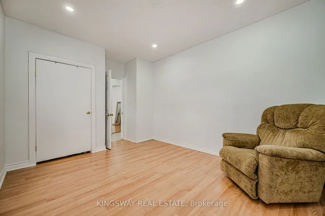 Additional image 8 of 650 Upper Sherman Ave