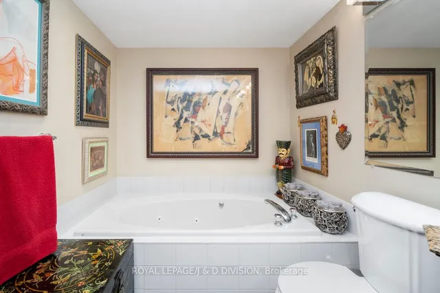 Additional image 32 of 225 Davenport Rd Unit 408