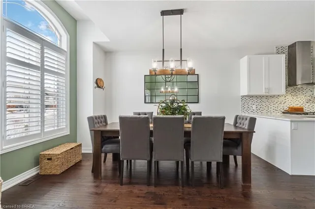 Additional image 5 of 218 Bellagio Ave