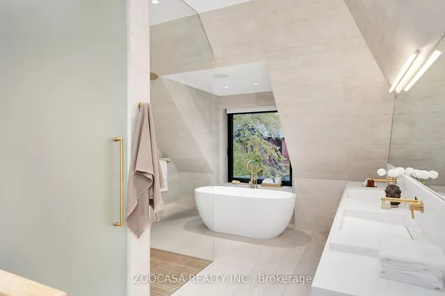 Additional image 18 of 47 Roxborough St