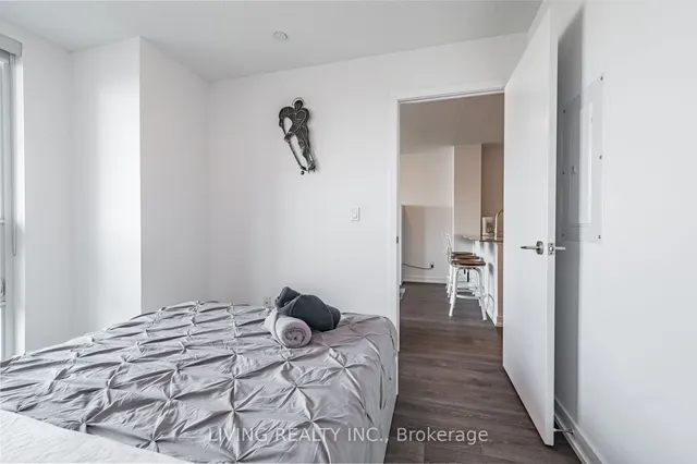 Additional image 20 of 8 Trent Ave Unit 805