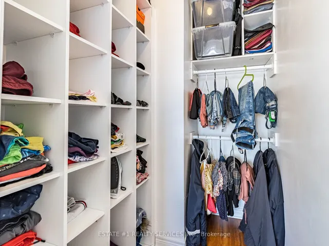 Additional image 34 of 3 October Pl