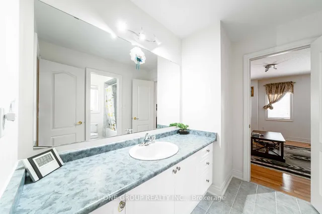 Additional image 23 of 18 Yellow Pine Rd