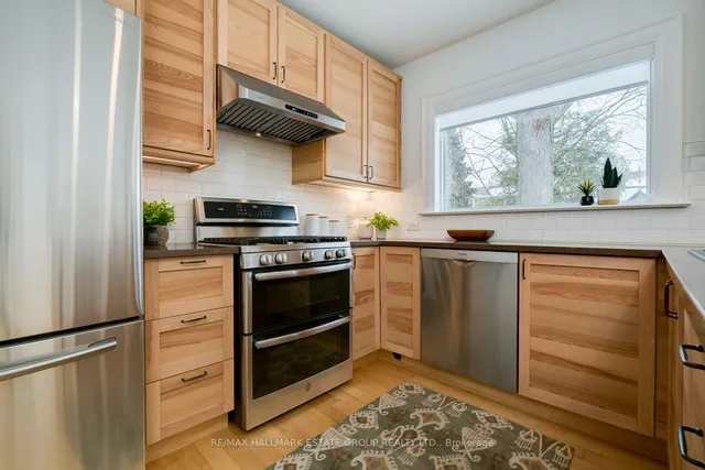 Additional image 23 of 9 Valhalla Blvd