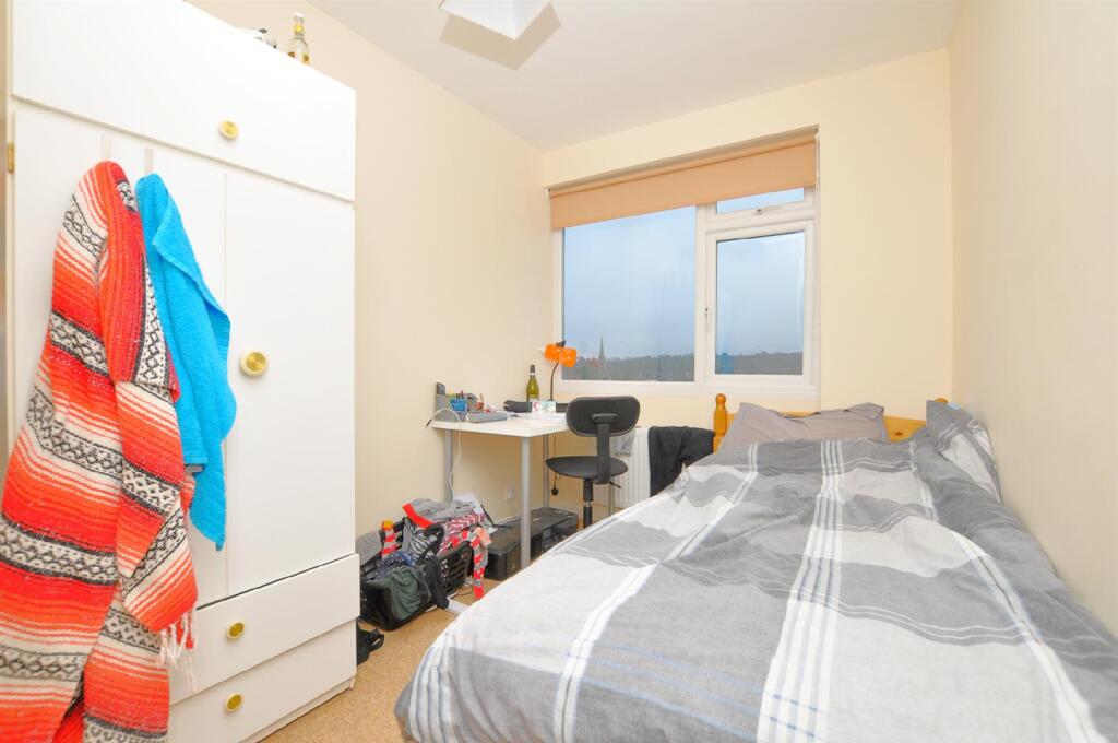 Additional image 5 of 00000035 Trendlewood Park