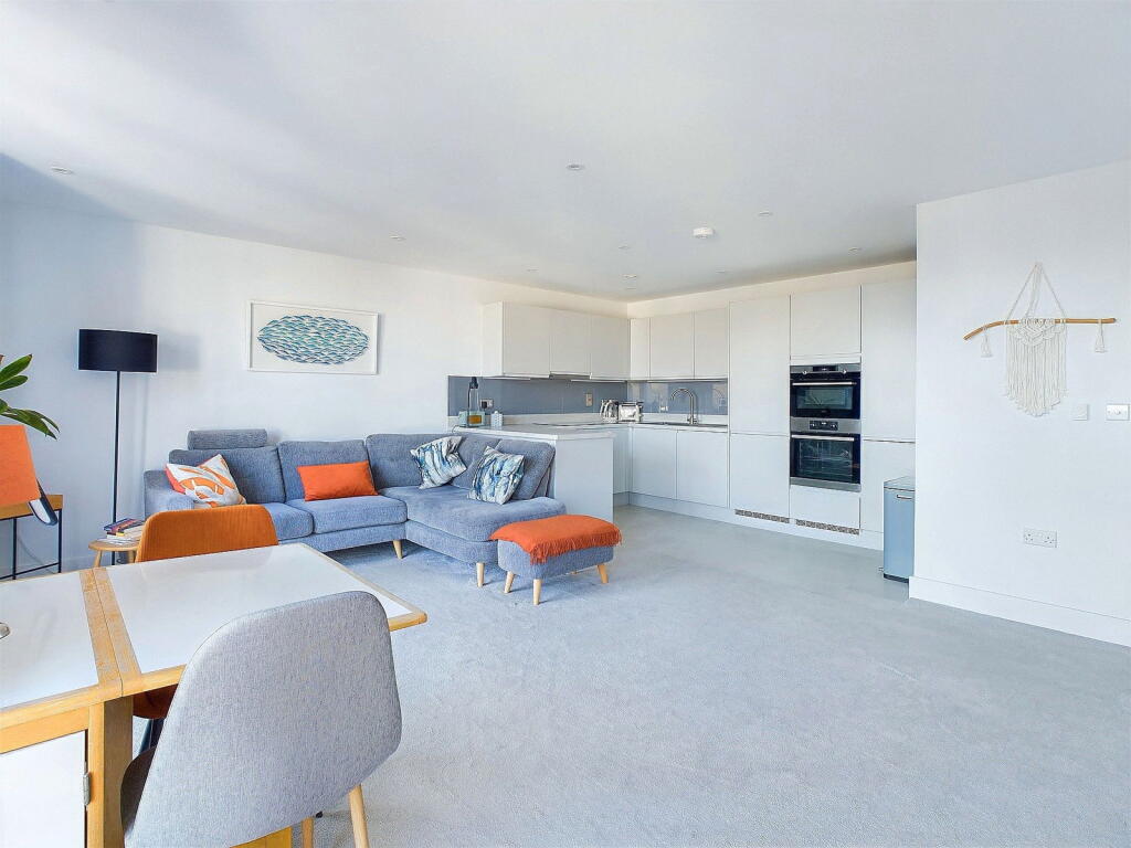 Additional image 4 of Bayside Apartments, 62 Brighton Road, Worthing BN11 2FL