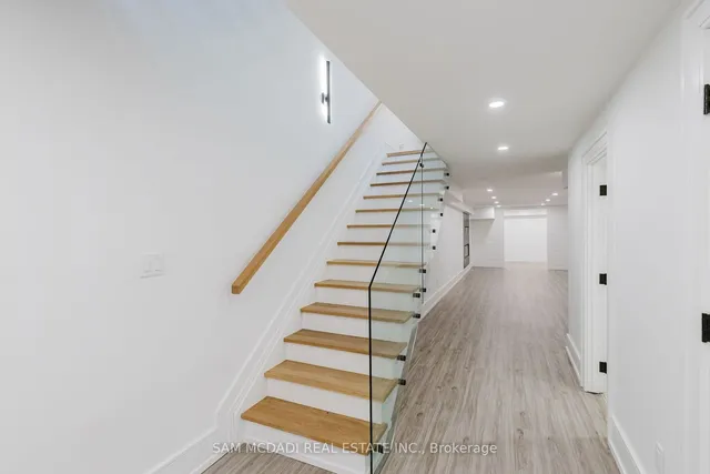 Additional image 40 of 129 Beaconsfield Ave