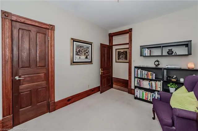 Additional image 22 of 33 Roland St