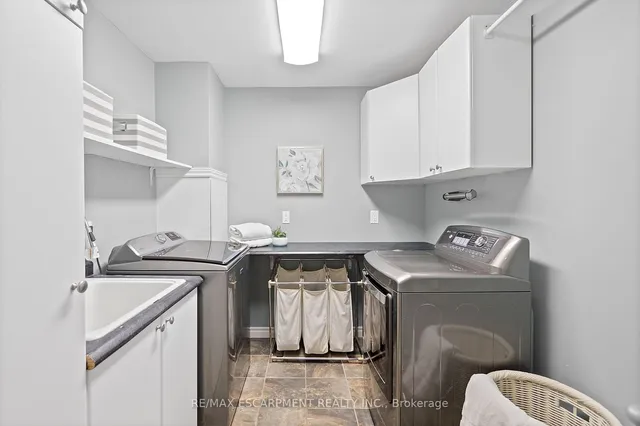 Additional image 17 of 344 Camelot Crt