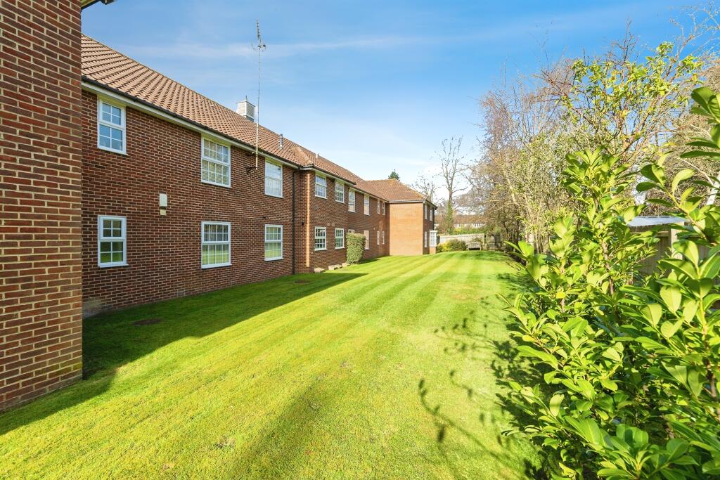 Additional image 15 of Parkway Gardens, Welwyn Garden City