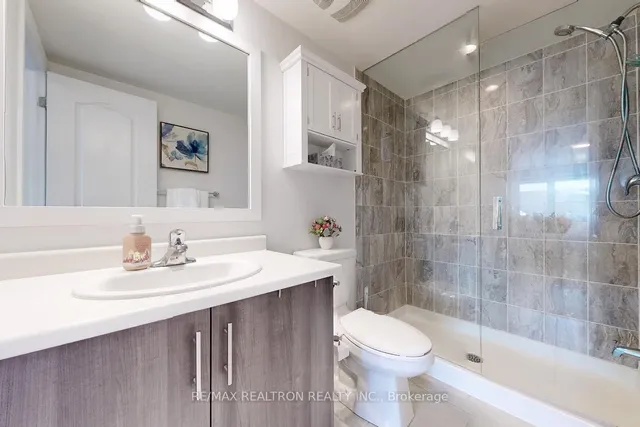 Additional image 17 of 418 Athabasca Common