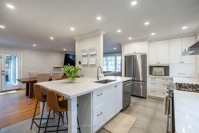 Additional image 11 of 555 Elwood Rd