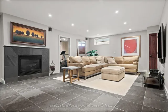 Additional image 27 of 72 Teddington Park Ave