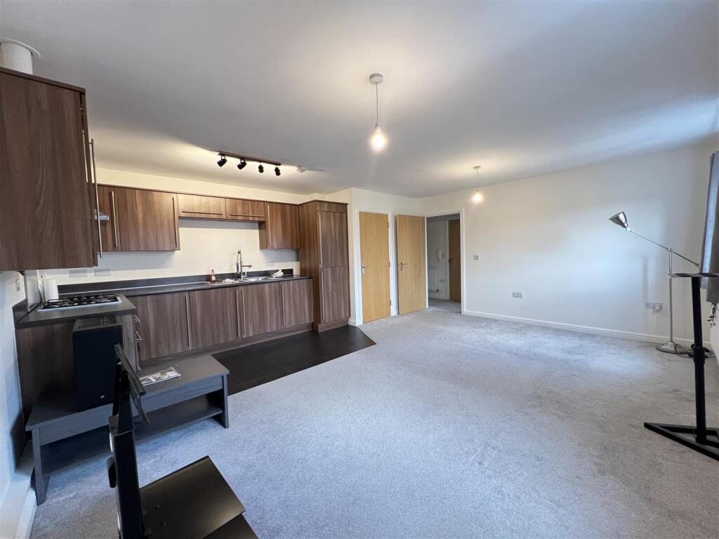 Additional image 6 of Cae Alaw Goch, Aberdare