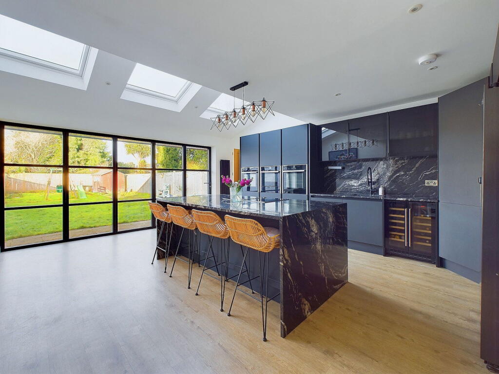 Additional image 24 of Loxwood Avenue, Worthing, BN14 7RF