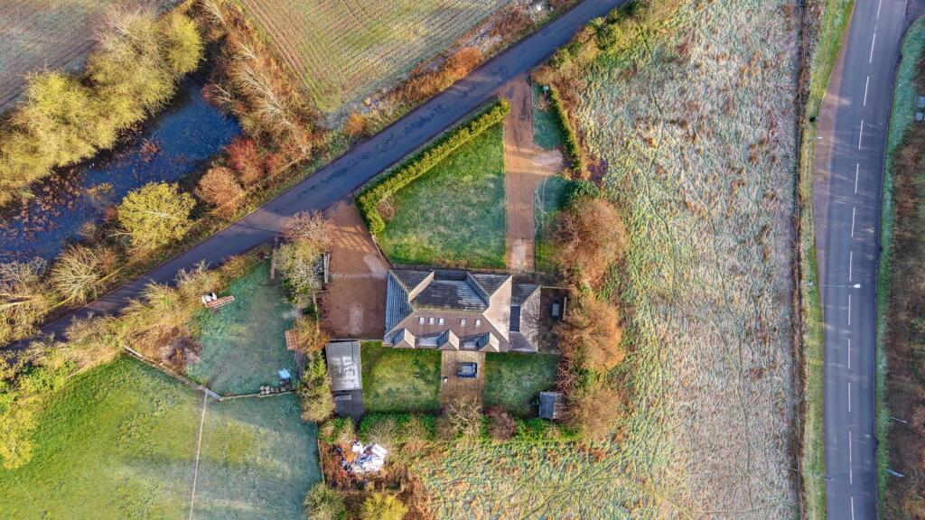 Additional image 12 of Gaddesden Lane, Redbourn, AL3 7AS