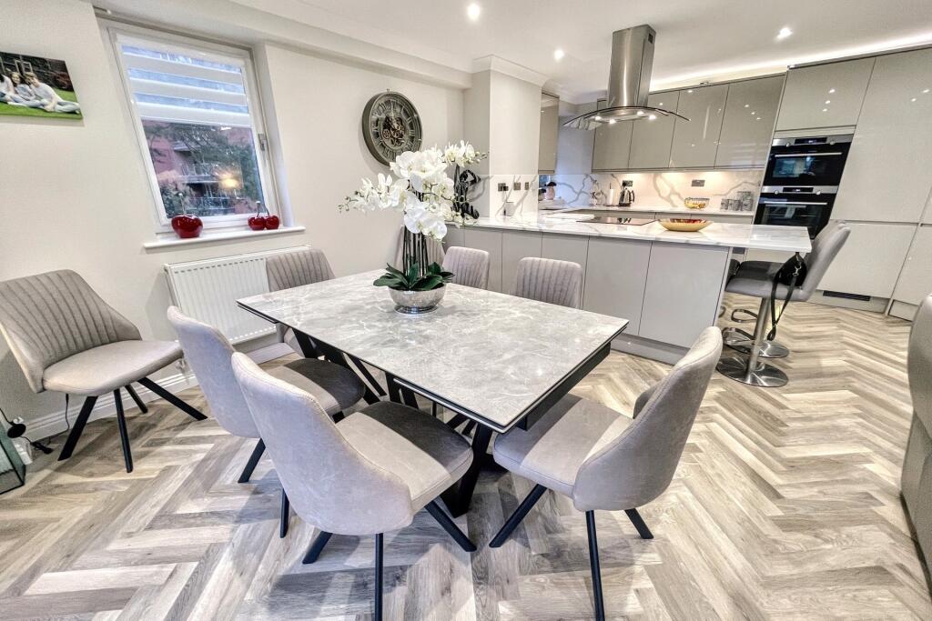 Additional image 2 of East Cliff