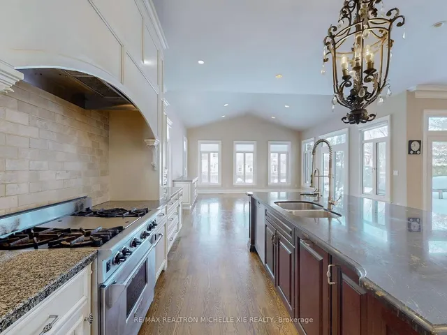 Additional image 12 of 8 Colvestone Rd