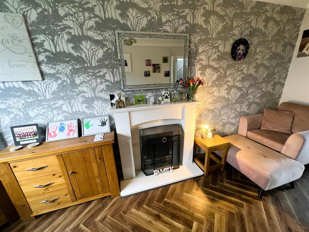 Additional image 10 of Markfield Close, Low Moor, Bradford