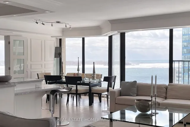 Additional image 13 of 65 Harbour Sq Unit 1404