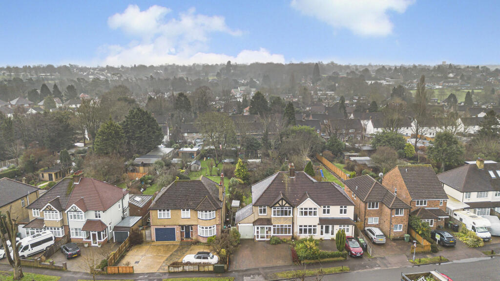 Additional image 29 of Green Lane, St. Albans, Hertfordshire, AL3