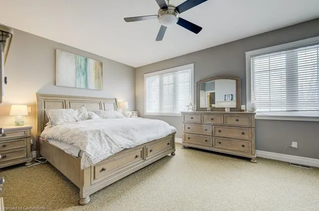 Additional image 20 of 76 Woolwich St Unit 2