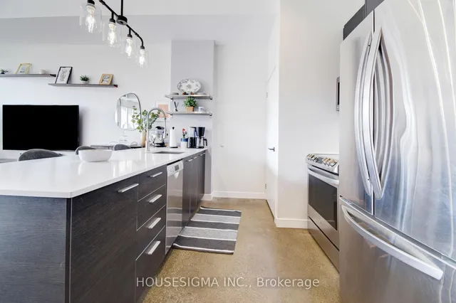 Additional image 4 of 569 King St Unit 506