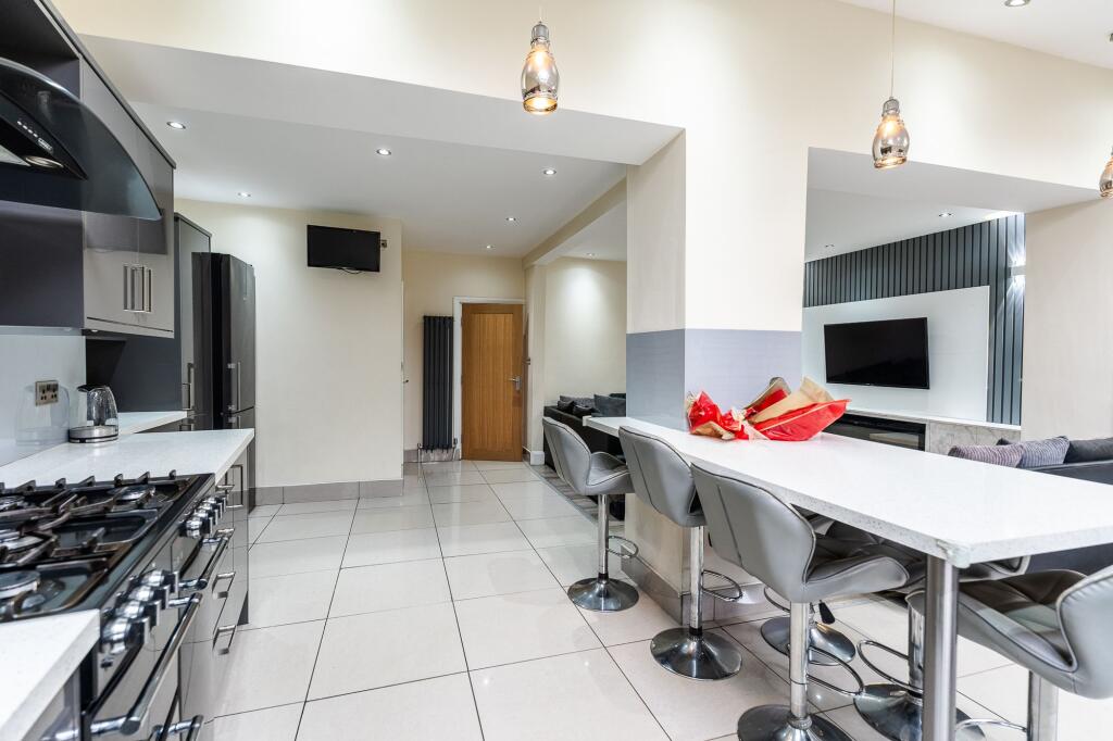 Additional image 12 of Birch Lane, Bradford, BD5